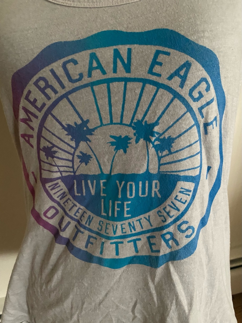 American Eagle Outfitters White Tank with Blue-to-Purple Gradient Logo Size M - Picture 4 of 7